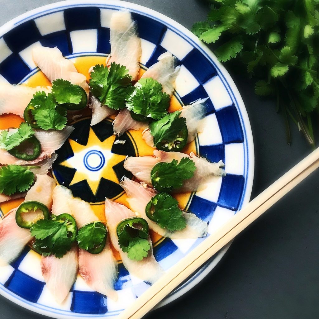 Sommerlich leichter Sashimi Teller https://galupasvoice.com/sashimi-teller/